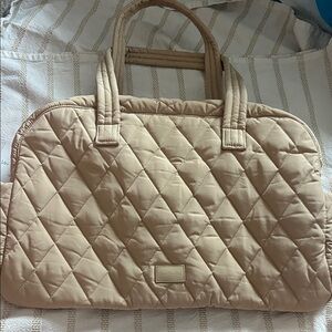 NWT Vera Bradley Beige Quilted Travel Bag